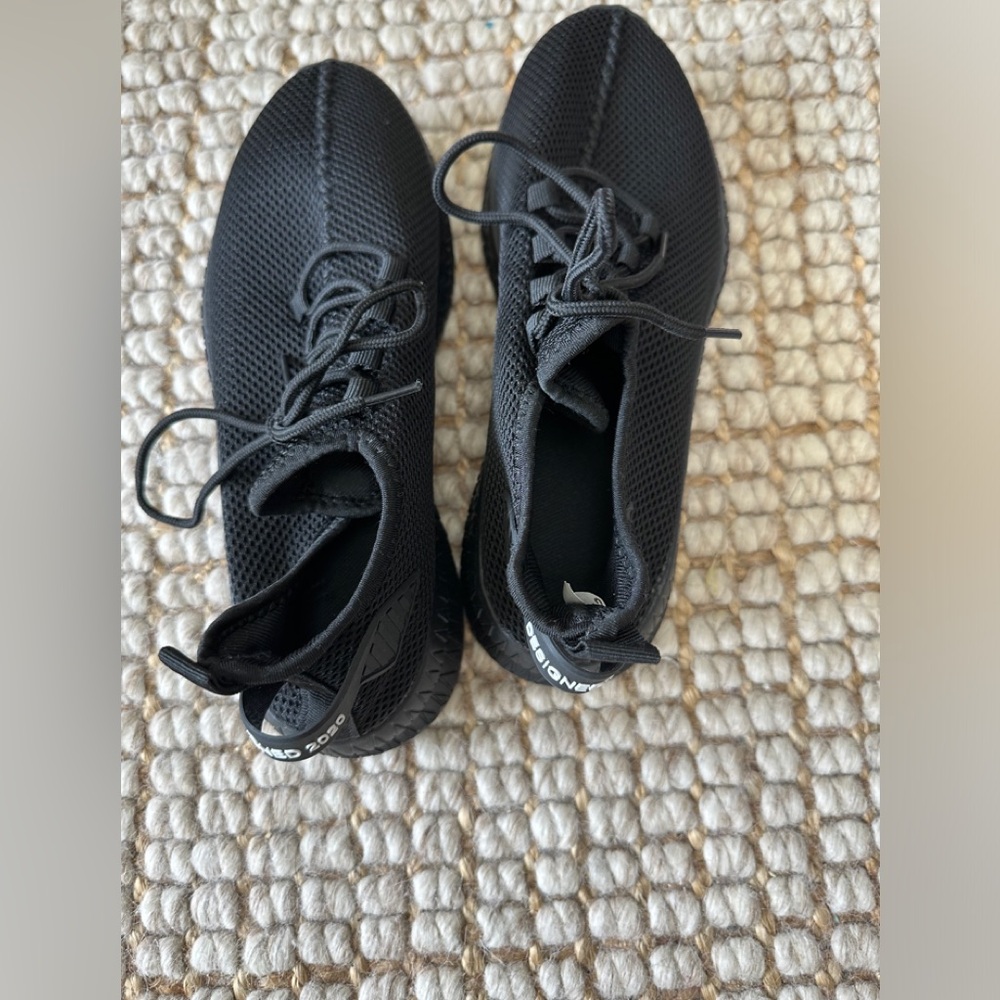 Men’s shoes size 9 New
